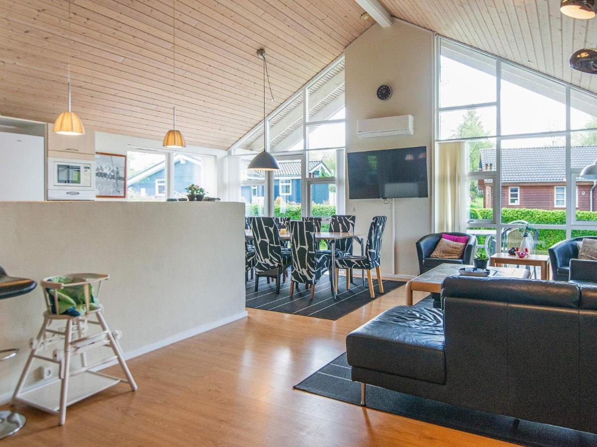 12 Person Holiday Home In Aabenraa Loddenhøj Exterior foto